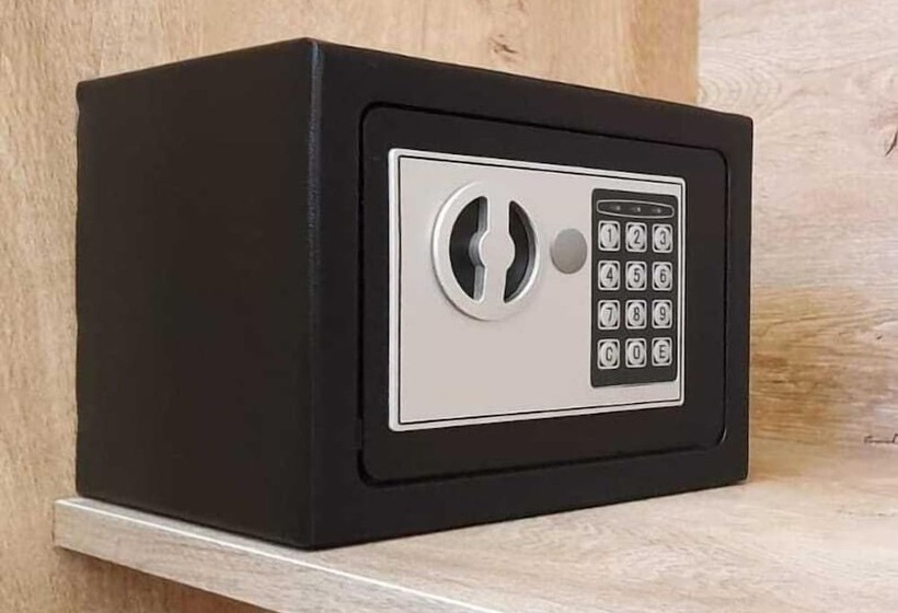 חדר אקונומי, Loren Hotel&suites