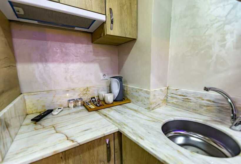 اتاق اکونومی, Loren Hotel&suites