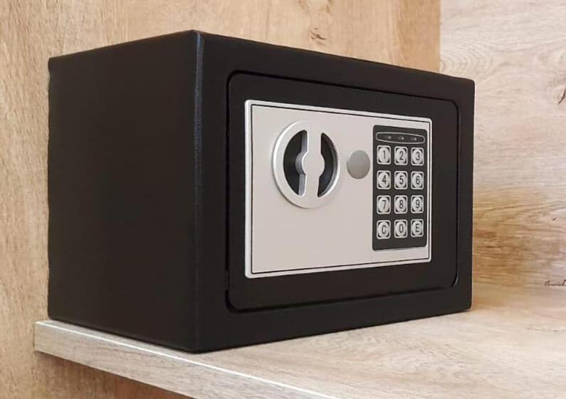 חדר אקונומי, Loren Hotel&suites