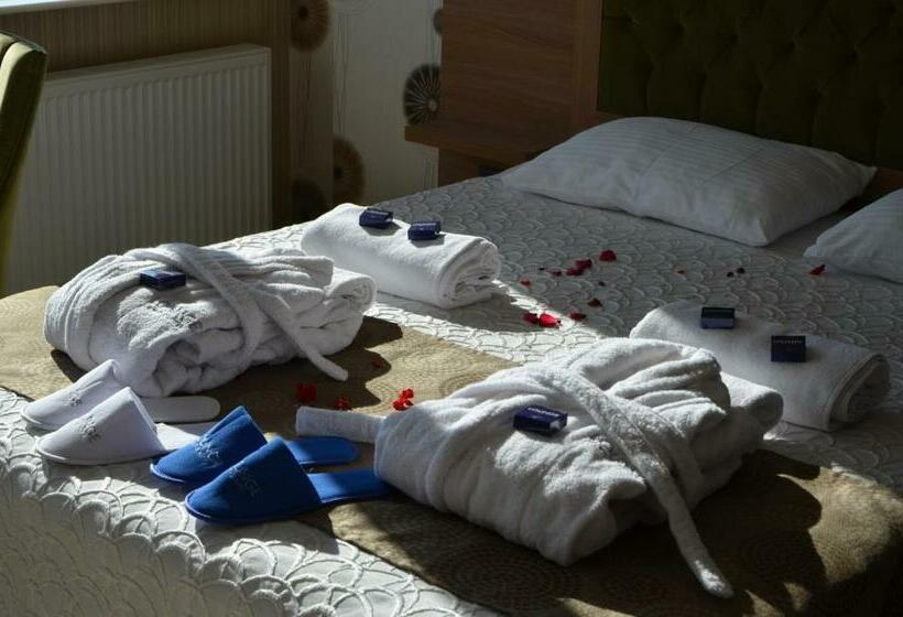 デラックスルーム, Lounge