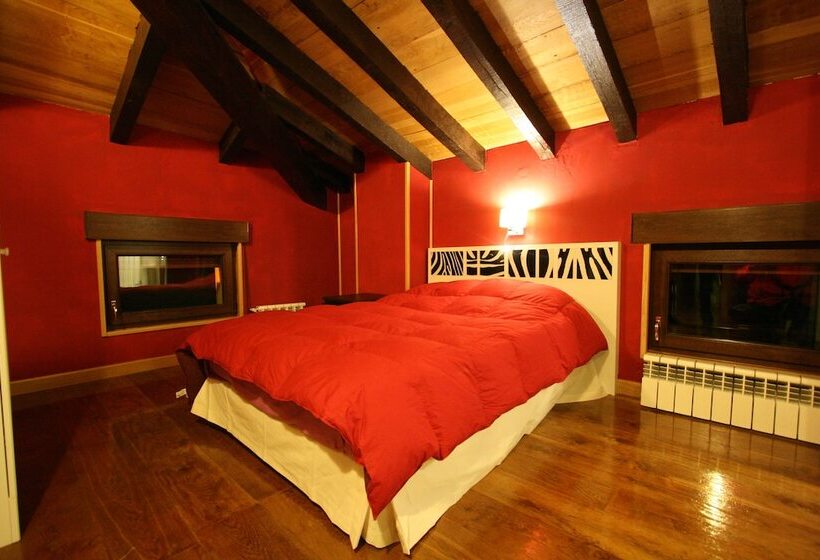 חדר סטנדרט לשלושה, Mendi Green