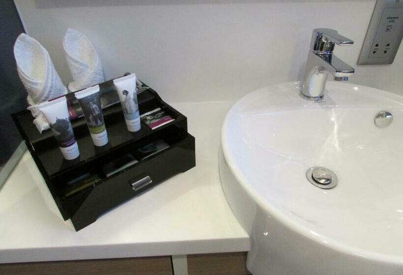 اتاق اجرایی, Mercure Singapore Bugis