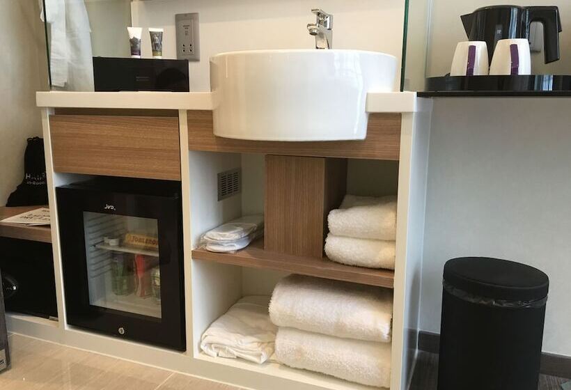 اتاق استاندارد, Mercure Singapore Bugis