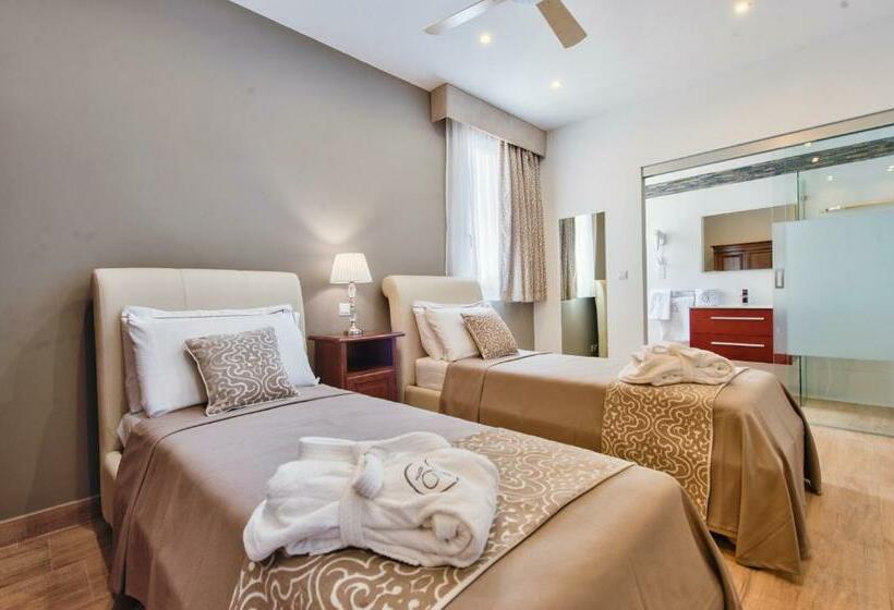 استودیوی استاندارد, Palazzo Violetta