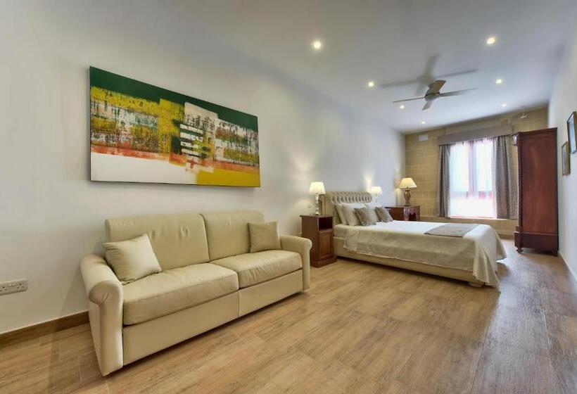 استودیوی سوپریور, Palazzo Violetta