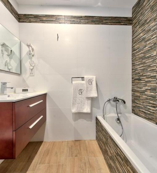 استودیوی لوکس, Palazzo Violetta