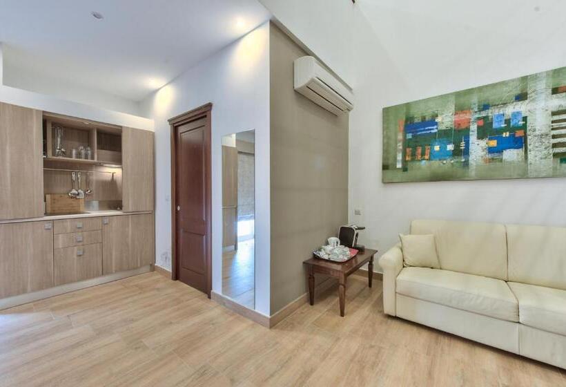 استودیوی لوکس, Palazzo Violetta