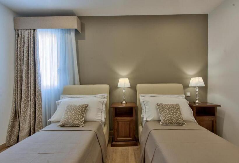 استودیوی لوکس, Palazzo Violetta