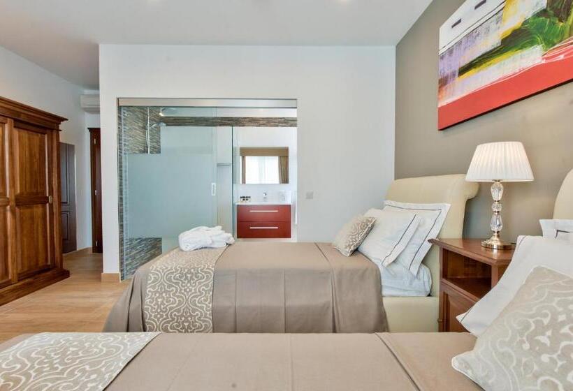 سوئیت با بالکن, Palazzo Violetta