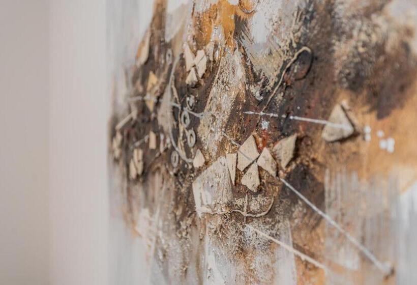 سوییت لوکس, Palazzo Violetta