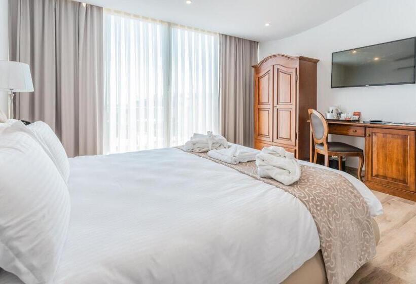 سوییت لوکس, Palazzo Violetta