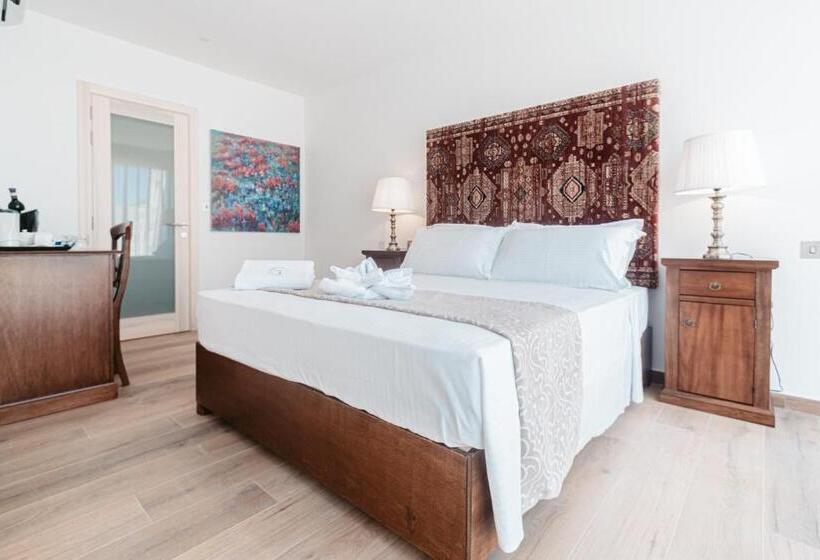 Suite with Terrace, Palazzo Violetta