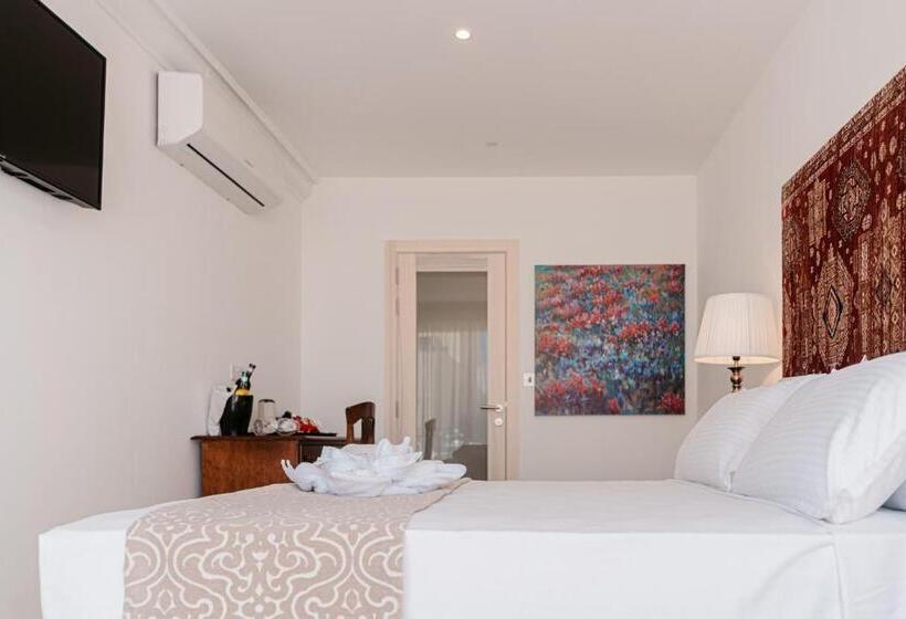 Suite with Terrace, Palazzo Violetta