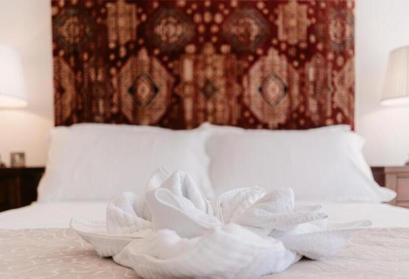 Suite with Terrace, Palazzo Violetta