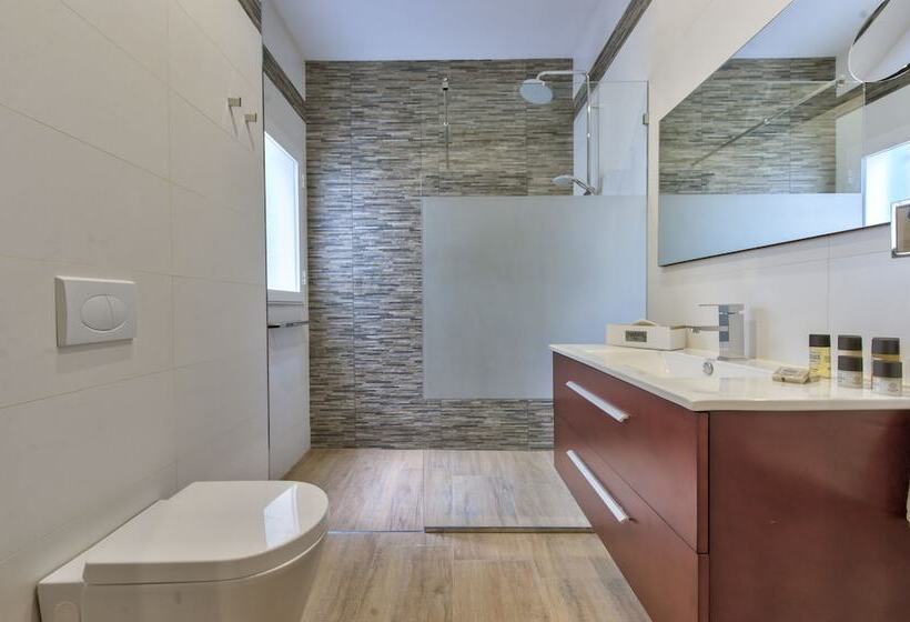 سوییت لوکس, Palazzo Violetta