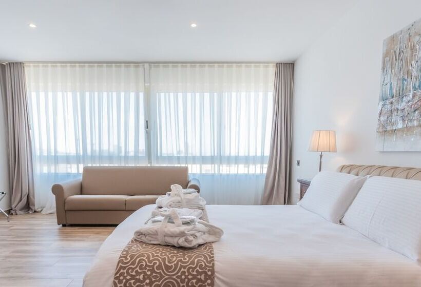 سوییت لوکس, Palazzo Violetta