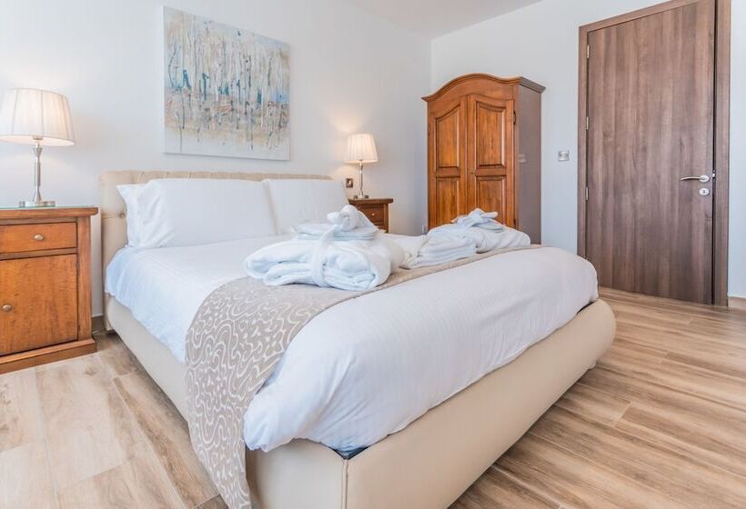 سوییت لوکس, Palazzo Violetta