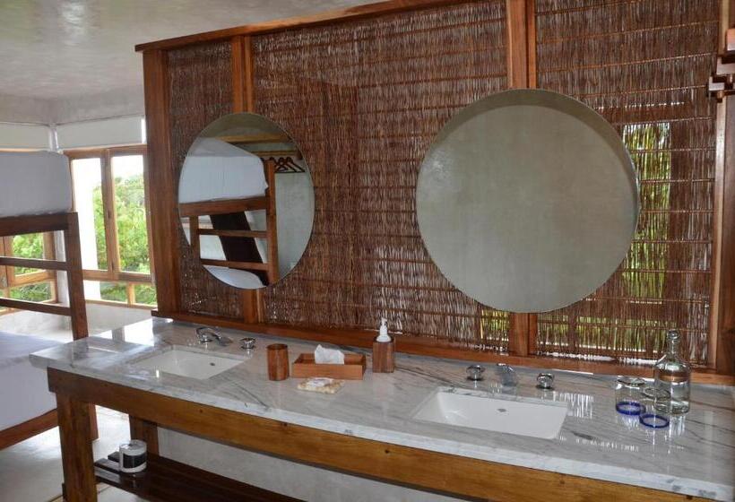 סוויטה משפחתית, Poc Na Tulum