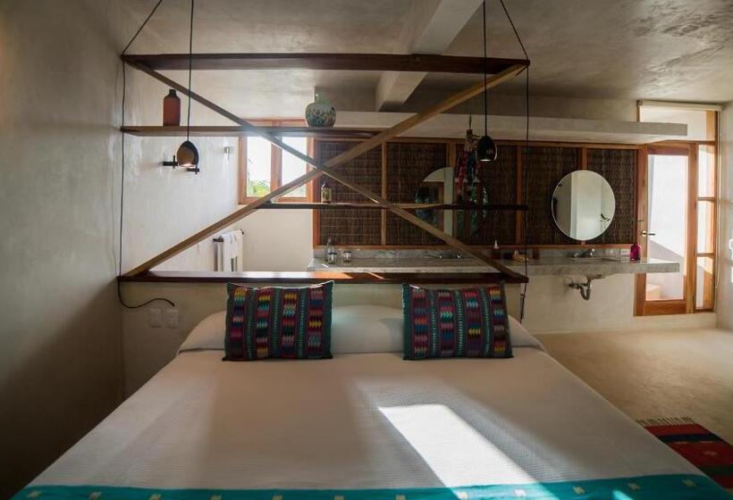 חדר בסיסי, Poc Na Tulum