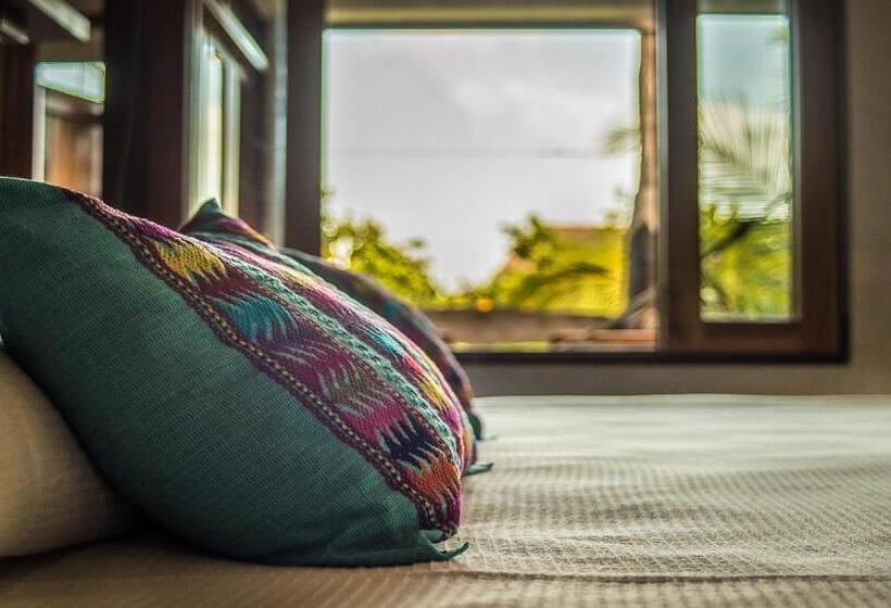 סוויטה עם נוף, Poc Na Tulum