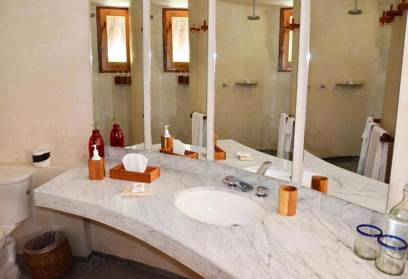 סוויטה עם נוף, Poc Na Tulum