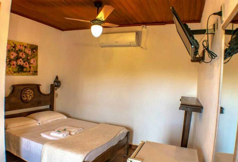 标准间带双人床, Pousada Coração Inconfidente