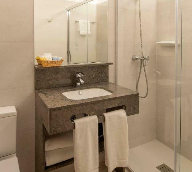 חדר סטנדרט יחיד, Real Colegiata San Isidoro