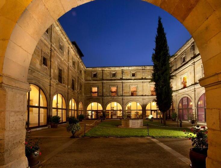 חדר סופריור, Real Colegiata San Isidoro