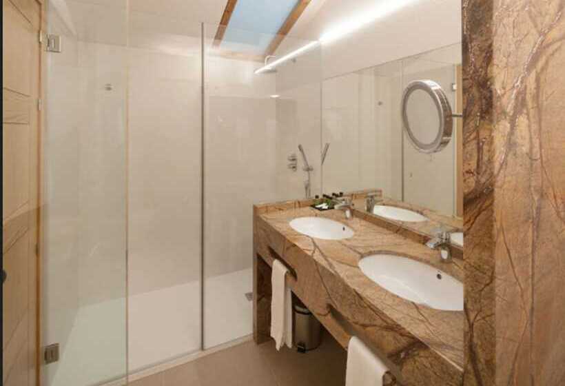 חדר סופריור, Real Colegiata San Isidoro