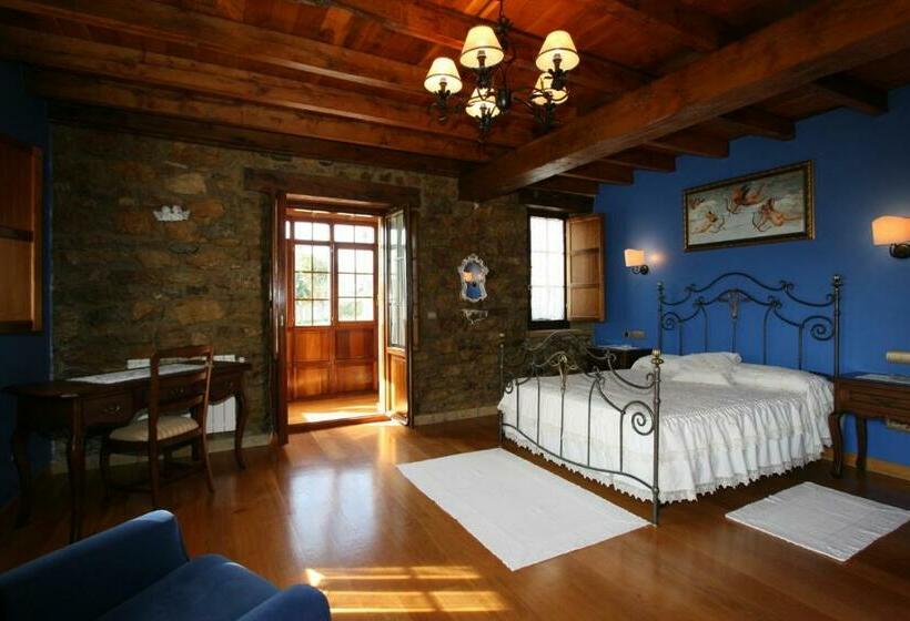 جناح مزوَّد بشرفة, Rural El Angel De La Guarda