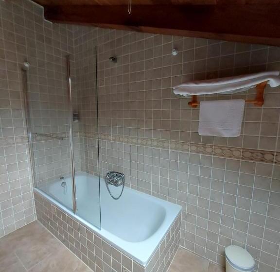 غرفة قياسية مزوَّدة بشُرفة, Rural El Angel De La Guarda