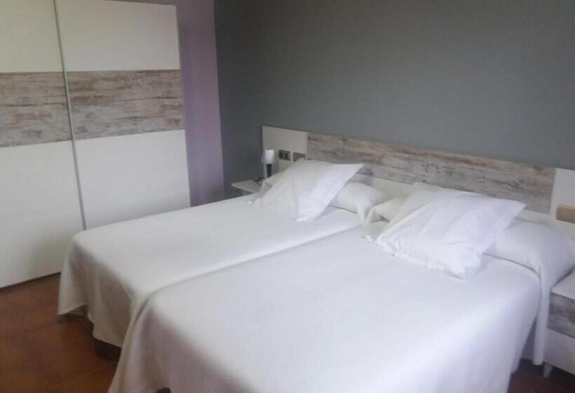 غرفة عائلية, Rural El Angel De La Guarda