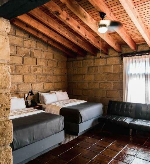 ファミリールーム, Sol Y Fiesta