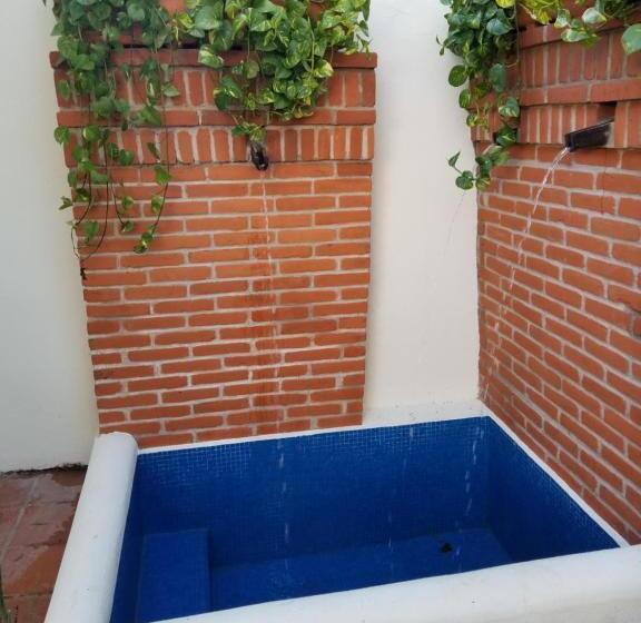 ツーベッドルーム　ヴィラ, Sol Y Fiesta