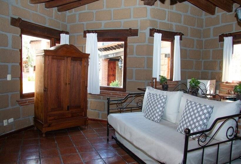 ファミリールーム, Sol Y Fiesta