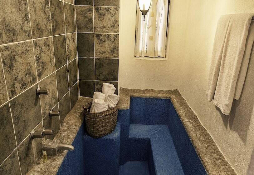 ファミリールーム, Sol Y Fiesta