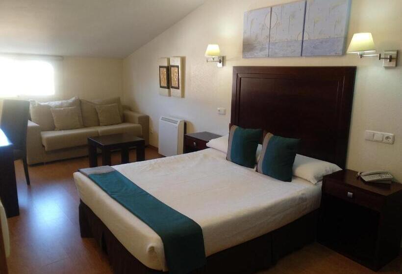 Полулюкс, & Spa Plaza Arriate