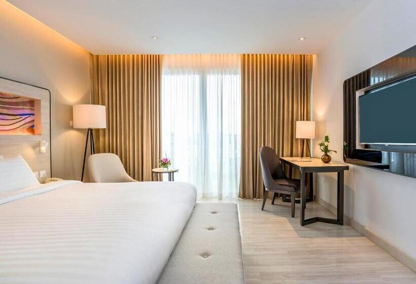 اتاق سوپریور با تخت بزرگ, Novotel Phuket City Phokeethra