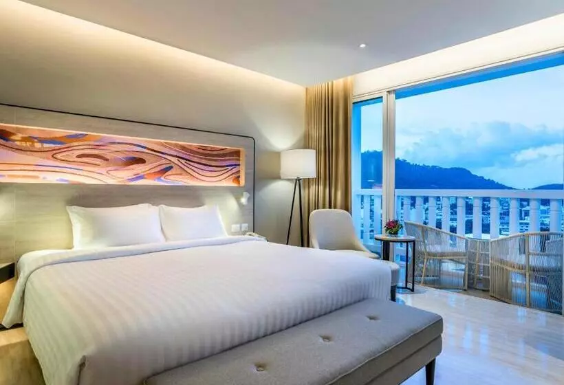 Perhehuone, Novotel Phuket City Phokeethra