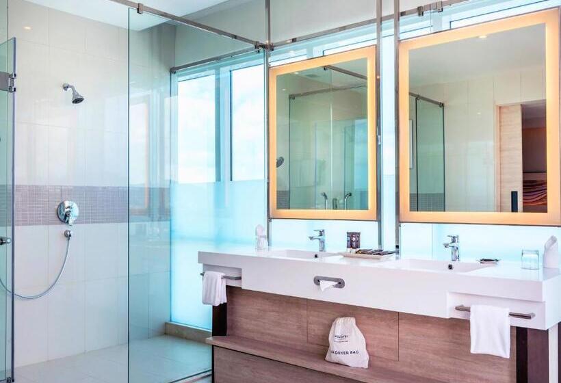 سوئیت اجرایی با تخت کینگ, Novotel Phuket City Phokeethra