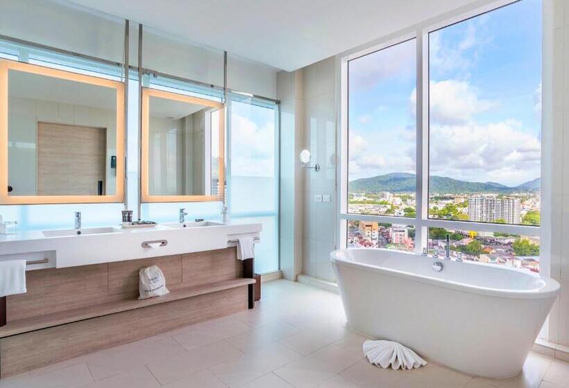 سوئیت اجرایی با تخت کینگ, Novotel Phuket City Phokeethra