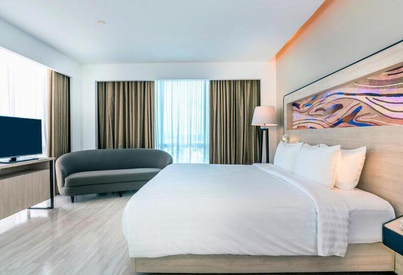سوئیت اجرایی با تخت کینگ, Novotel Phuket City Phokeethra