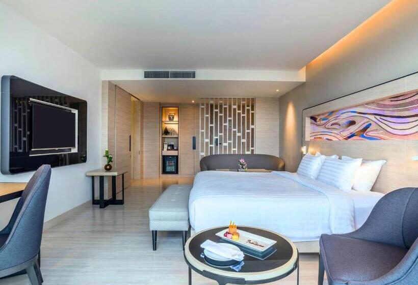 سوئیت جونیور با تخت بزرگ, Novotel Phuket City Phokeethra