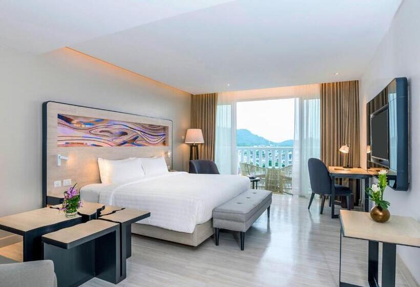 سوئیت جونیور با تخت بزرگ, Novotel Phuket City Phokeethra