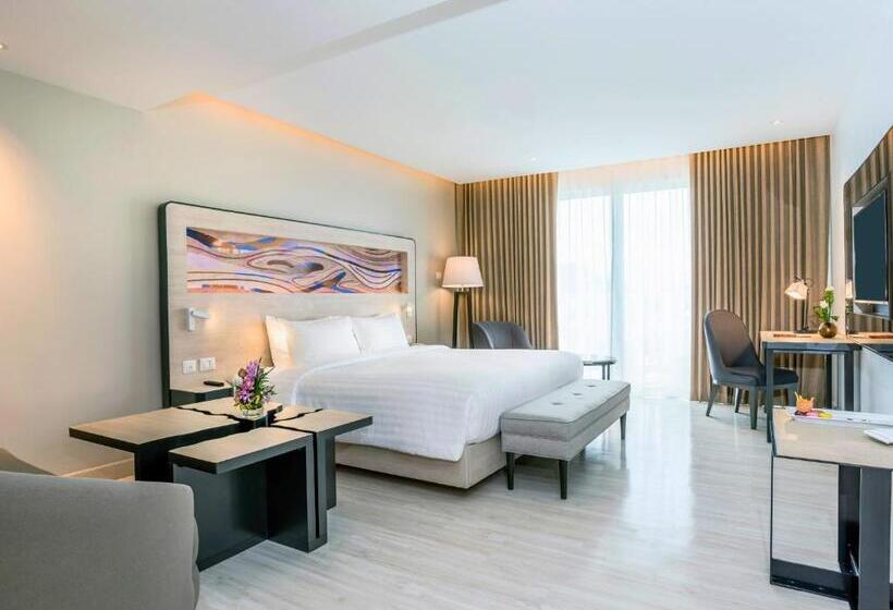 سوئیت جونیور با تخت بزرگ, Novotel Phuket City Phokeethra