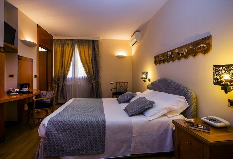 标准间, Paradise Hotel & Wellness