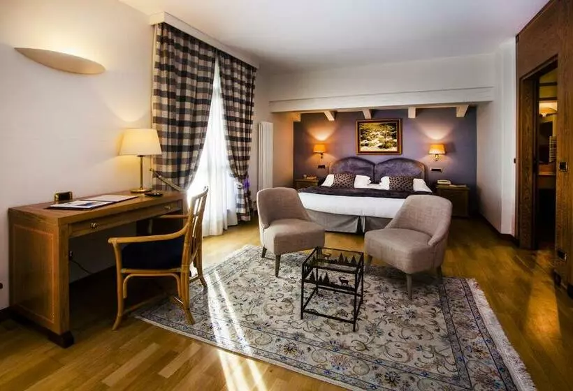 スイート, Paradise Hotel & Wellness