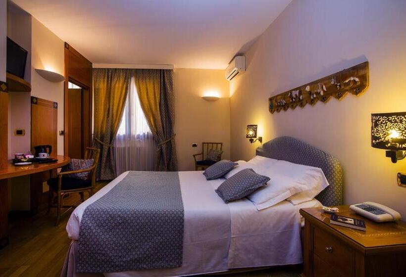 اتاق استاندارد, Paradise Hotel & Wellness