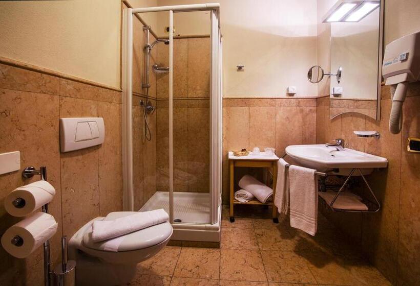 标准间, Paradise Hotel & Wellness