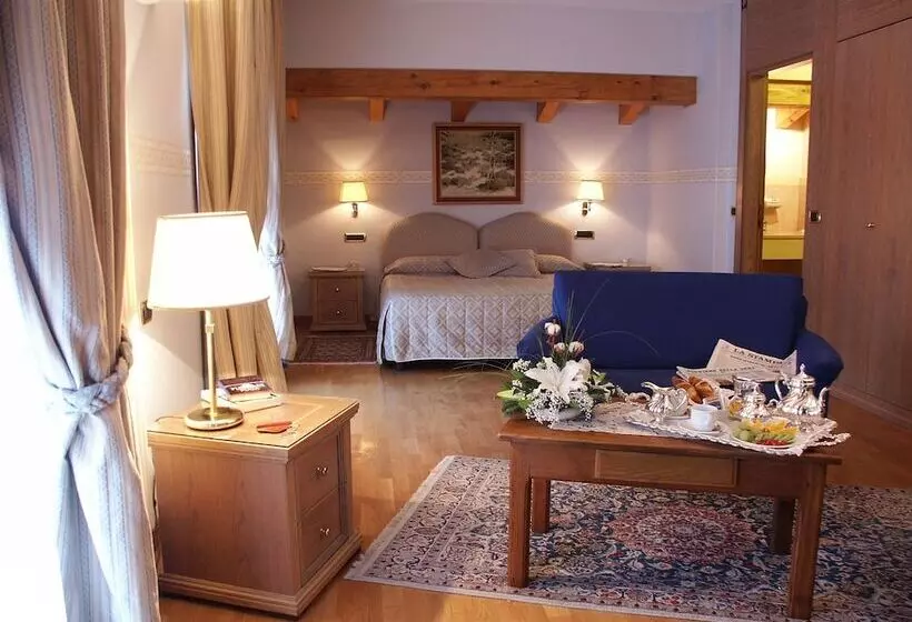 スイート, Paradise Hotel & Wellness